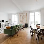 Boulevard Saint Martin By Onefinestay